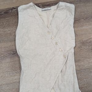 Women's Beige Sleeveless Top